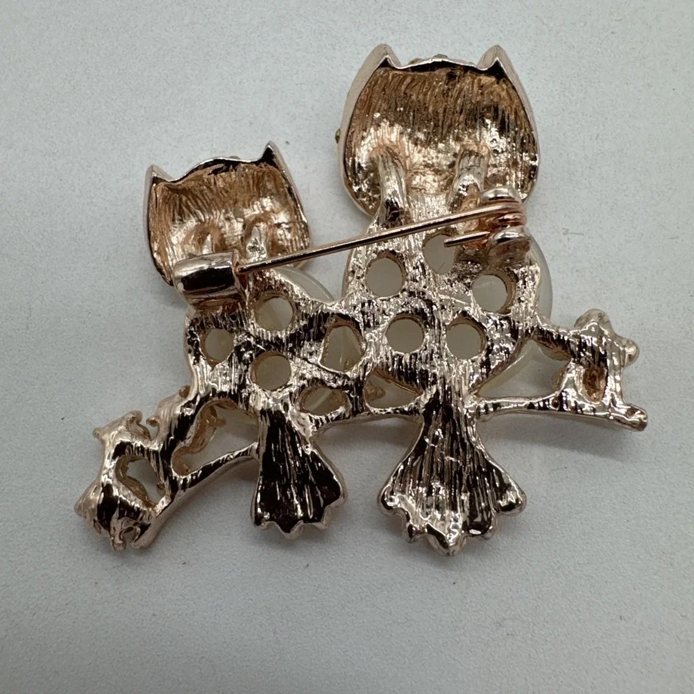 Vintage Owl Brooch Pin Double Owl Cat's Eye Glass Rhinestone Rose Gold Tone